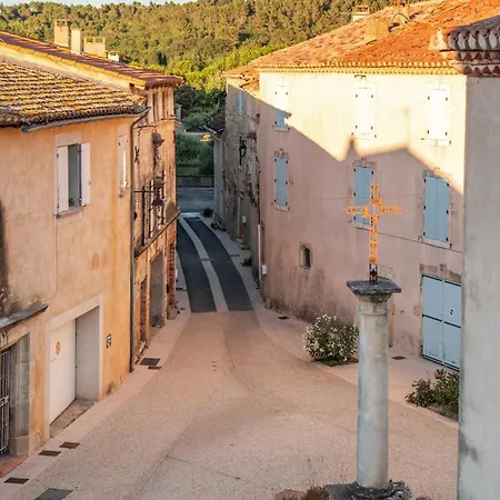 Panzió Les Greniers Du Chateau 3*