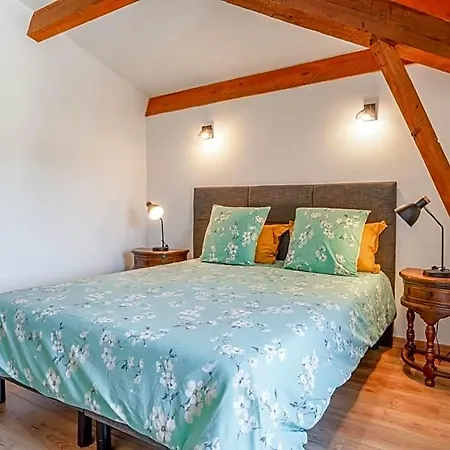 Les Greniers Du Chateau Отель типа 