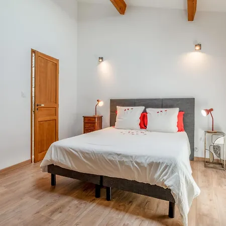 Panzió Les Greniers Du Chateau 3*